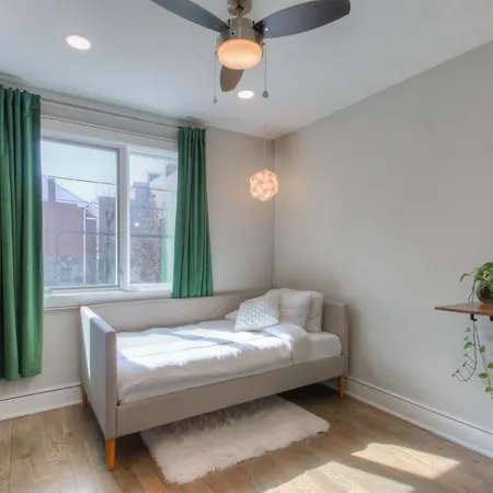 Apartment Luxury 3 Level East-nash W/ Rooftop Terrace