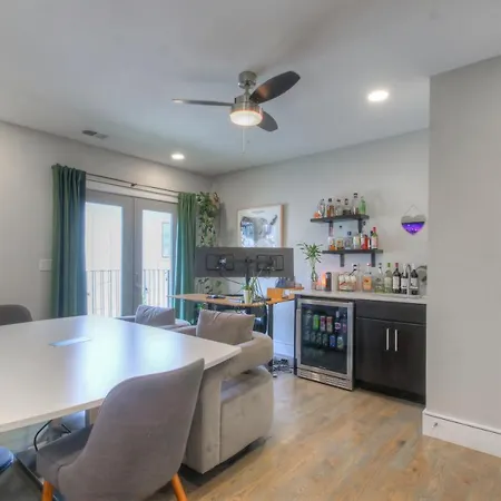 Apartment Luxury 3 Level East-nash W/ Rooftop Terrace