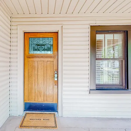 Greenwood Getaway Holiday home