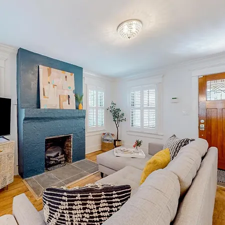 Greenwood Getaway Holiday home