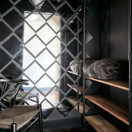Apartment Moody Luxe Penthouse In The Heart Of 12th South! *