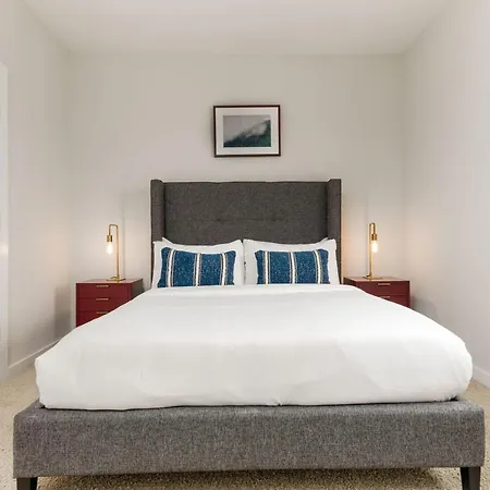 Cozysuites Music Row Spacious 2br In Nashville! 55 * Nashville