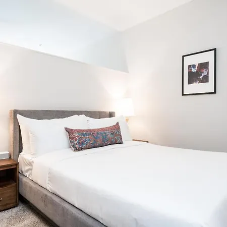 Cozysuites Musicrow Astonishing Sdo Nashville! 07 Apartment Nashville