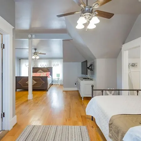 Captain's Quarters East Nashville, Tn Holiday home