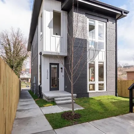 Serene Boho Chic Home-mins To Dt Holiday home
