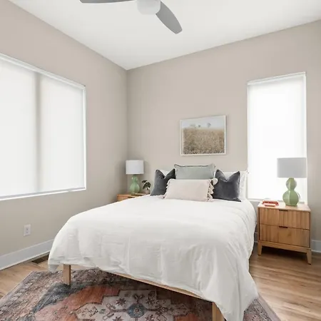 Holiday home Serene Boho Chic Home-mins To Dt