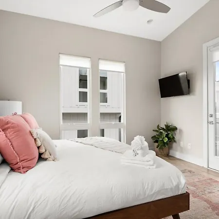 Serene Boho Chic Home-mins To Dt *