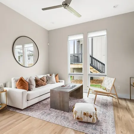 Holiday home Serene Boho Chic Home-mins To Dt *