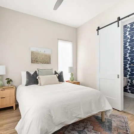 Holiday home Serene Boho Chic Home-mins To Dt Nashville