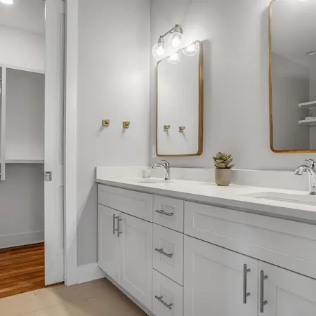 Serene Boho Chic Home-mins To Dt Nashville