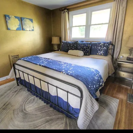 Apartment Entirely Private 2 King Bedroom Guest W/ Full Kitchen In Donelson *