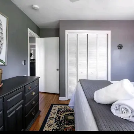 Apartment Entirely Private 2 King Bedroom Guest W/ Full Kitchen In Donelson Nashville