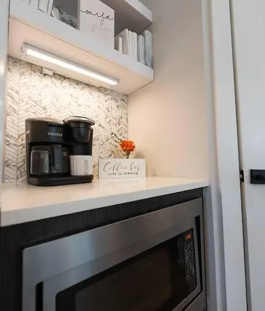Getaway With Giant Rooftop 7min From Downtown * Nashville