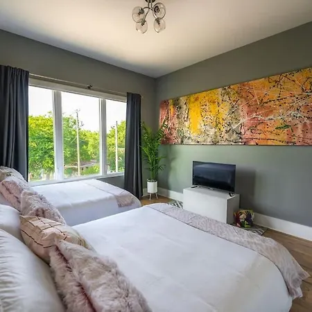 Villa Getaway With Giant Rooftop 7min From Downtown Nashville