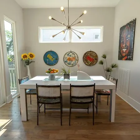 Villa Getaway With Giant Rooftop 7min From Downtown Nashville