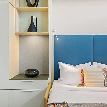 Harthall Hotel 4*