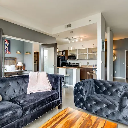 Holiday home Longterm Just Across The River From Downtown- Fully Equipped For Long Term Nashville