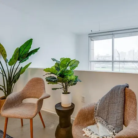 Two Story 2bd 2ba A Work Live