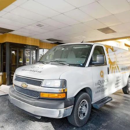 La Quinta By Wyndham Airport Nashville