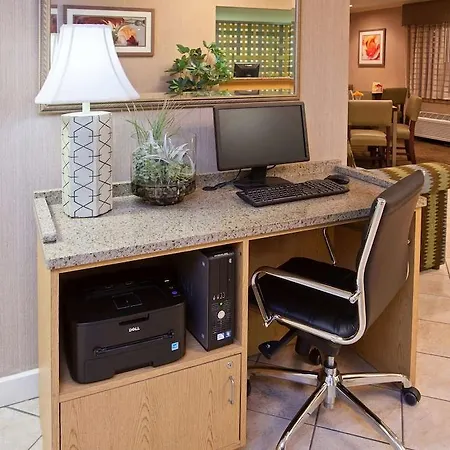 Hotel La Quinta By Wyndham Airport Nashville
