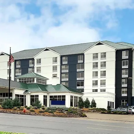 Hotel Hilton Garden Airport