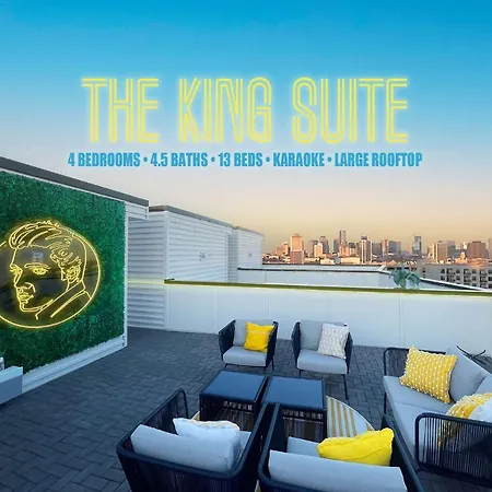 The King Of Rock Experience 13 Beds & Rooftop W View Holiday home