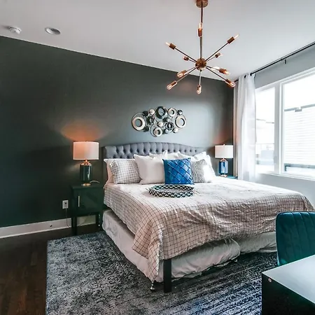 The King Of Rock Experience 13 Beds & Rooftop W View Holiday home Nashville