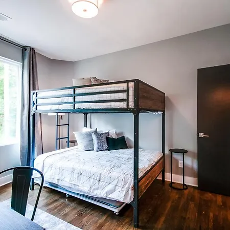 The King Of Rock Experience 13 Beds & Rooftop W View * Nashville