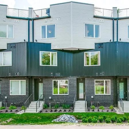 Holiday home The King Of Rock Experience 13 Beds & Rooftop W View Nashville