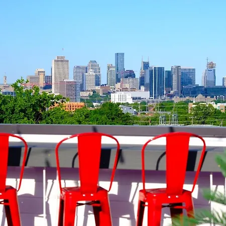 Nashvegas - 12 Beds Fast