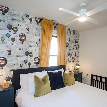 Holiday home Prime Walkable Location Spacious W Hot Tub