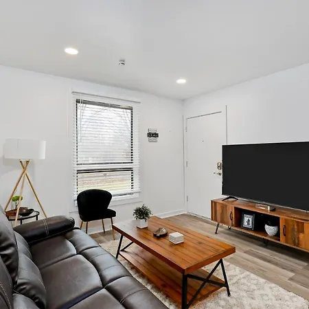 Lorna Leisure House - A 3* Nashville