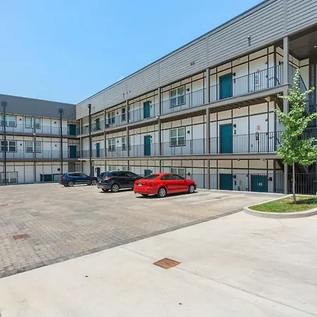Apartment Trendy East Near Coffee Shops & Downtown