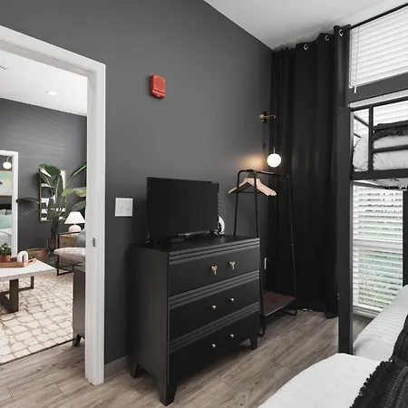 Apartment Chic East Nash - Walk To Restaurants Bars And Music *