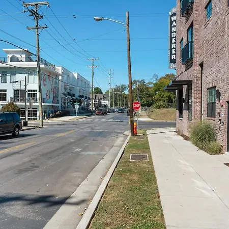 Apartment 3 Miles To Broadway, Walk To Restaurants And Coffee Nashville