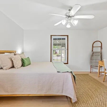 Hidden Gem - Private 20 Min To Everything Apartment *