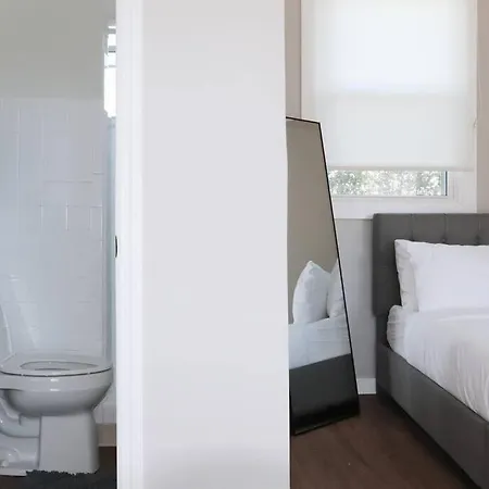 Bright 1 Bedroom 10 Mins To Inn Nashville