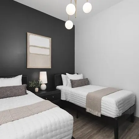 Modern Comfort Only 2 Mile To Downtown Broadway * Nashville