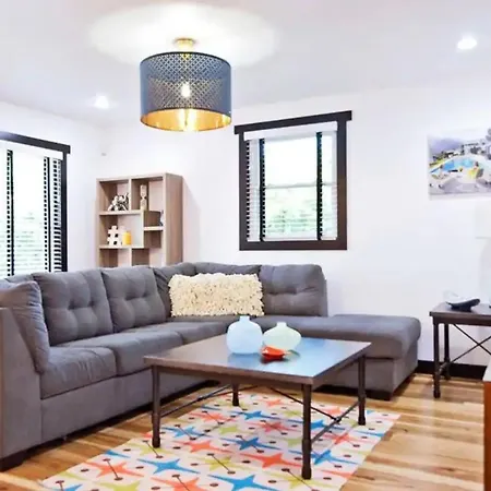 Serenity On Stockell Street * Nashville