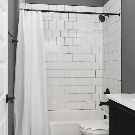 Near Downtown Broadway & Stadium - Free Parking * Nashville