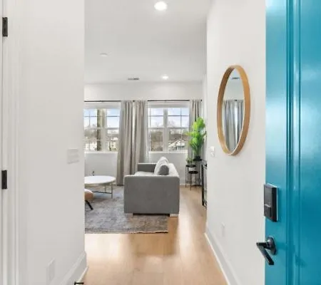 Apartment Near Downtown Broadway & Stadium - Free Parking Nashville