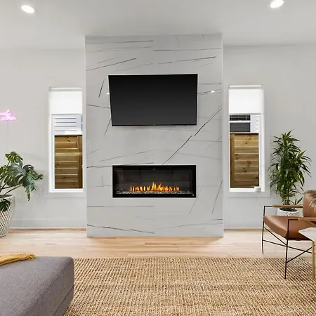 Huge Luxury Urban Oasis 5 Minutes To Downtown With Free Parking *
