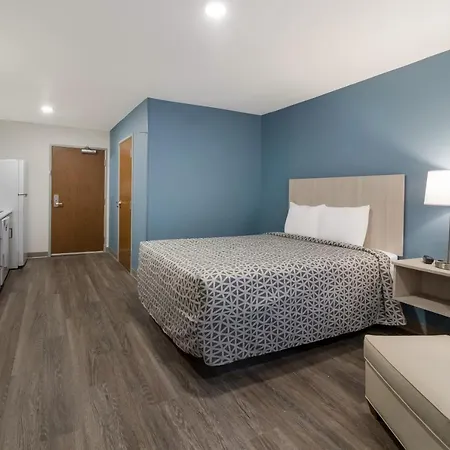 Woodspring Hermitage - Airport Hotel