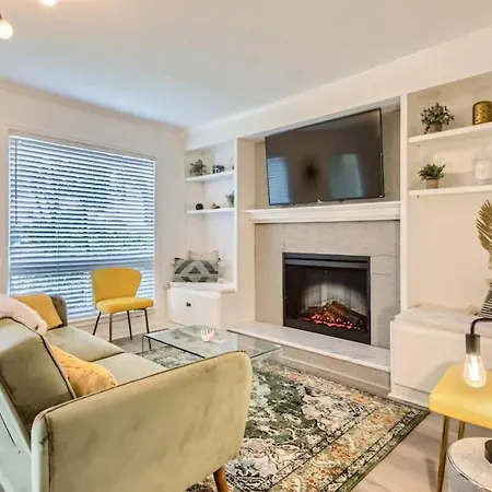 Apartment With Pool And Free Parking Walk Downtown & Germantown