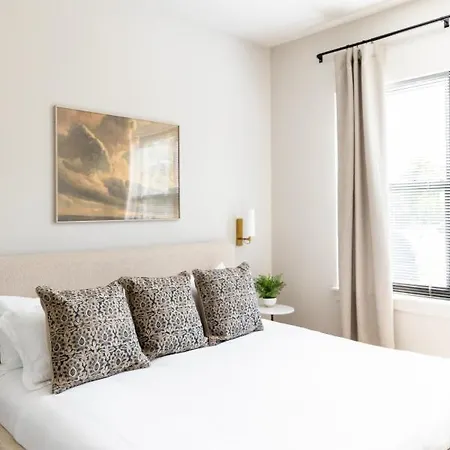 Holiday home Luxury By Music Row Belmont Vanderbilt Free Parking Nashville