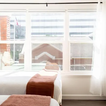 Stylish Downtown With Patio & Free Parking Apartment Nashville