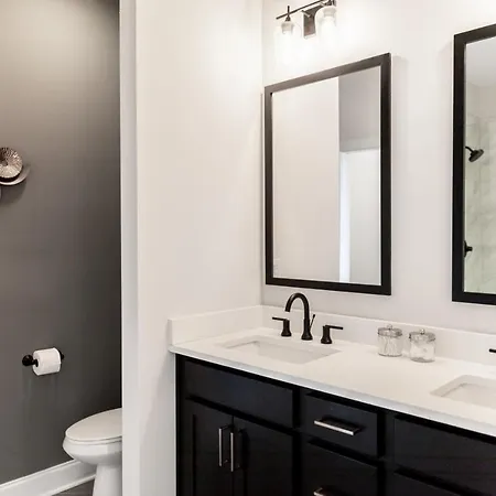 Diamond Retreat Townhome With Garage 3 Mi To Downtown Nashville
