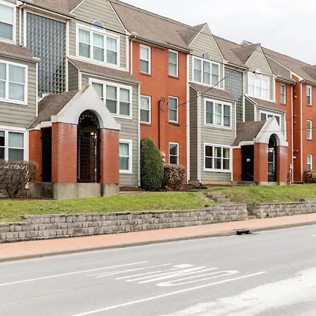 Stylish Downtown With Patio & Free Parking Nashville