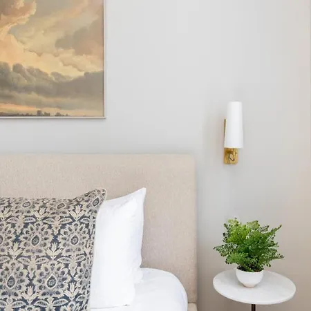 Luxury By Music Row Belmont Vanderbilt Free Parking Holiday home *