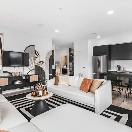 Apartment Oasis On The River With Garage Walk To Downtown